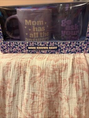 Sunday Morning Ceramics Mom Knows Best Purple Mug & Glass Gift Set